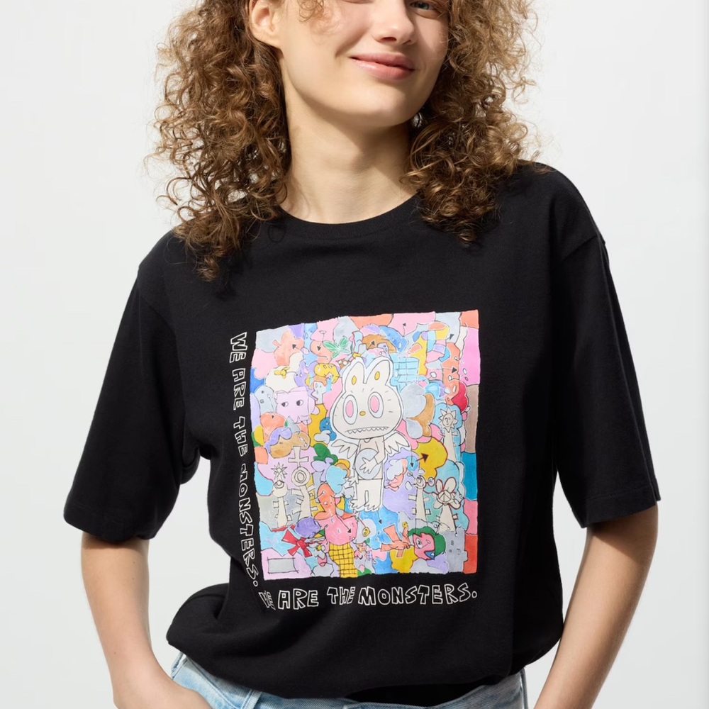 POP MART The Monsters Graphic T-Shirt size Large